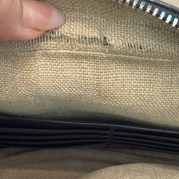 Gucci Black Leather Crossbody Bag - Picture 10 of 14